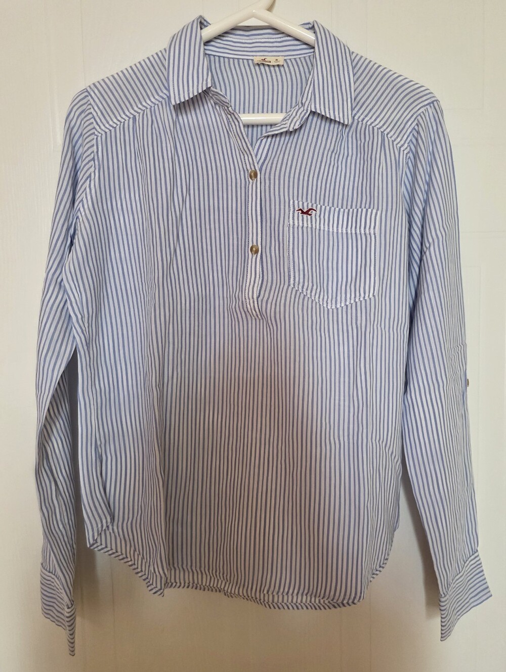 Hollister Blue & White Vertical Stripe Button-Front Shirt XS